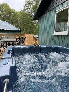 Bracken Lodge 8 with Hot Tub - 4