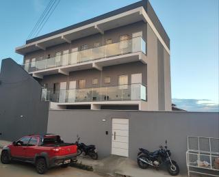 Apartamento térreo com garagem - 1