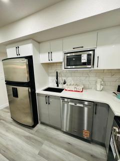 Brand New cozy apartment bright, modern private 2 bedroom basement! - 8