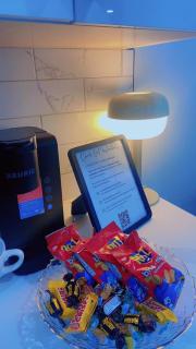 Brand New cozy apartment bright, modern private 2 bedroom basement! - 5