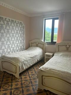 Gyulagarak house - 9