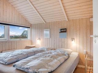 Holiday Home Bryngeir - 100m from the sea by Interhome - 2