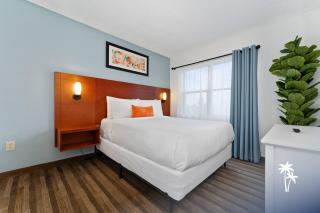 Tranquil 2BR Balcony Suite 7 Min to Universal - 8