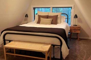 Apple Mountain Retreat at Shenandoah National Park - 5