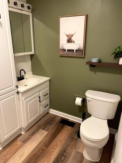 Apple Mountain Retreat at Shenandoah National Park - 3