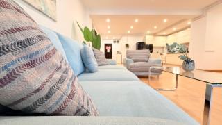 Premium Stay - Spacious 3BR with Balcony - 3