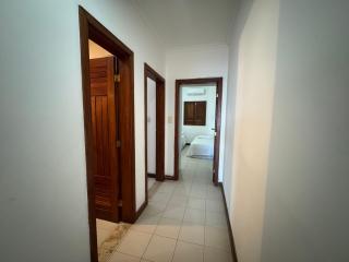 Farol da Barra, Ape com ar condicionado frente mar - 1