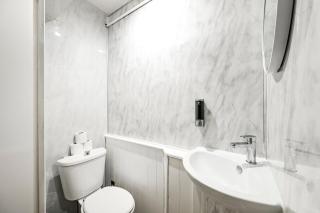 E8 Modern Flat Sleeps 9 Garden Near Central Ldn - 7