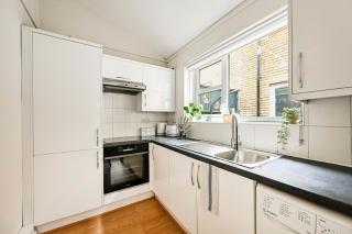 E8 Modern Flat Sleeps 9 Garden Near Central Ldn - 6