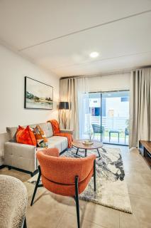 Stylish 1 Bed Garden Unit Power Backup - 1