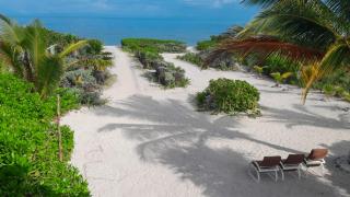 Casa Bul-Kay's - Where Confort Meets Consierge Care - 1