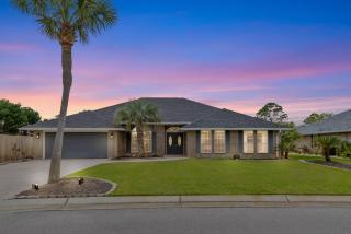 NEW ~Sundancer~*Huge Pool *Hot Tub *Game Room* - 2