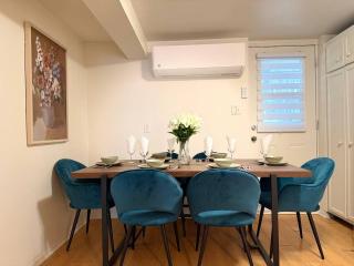 Comfortable 3BR Apt with included Parking spot - 4