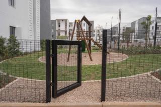 Work, Travel, Relax in Pure Class - 5