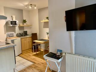 Ruhige Wohnung in Hinte mit Möbel und kostenlos Parkplatz - 4