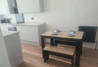 Modern one bed close to city - 9