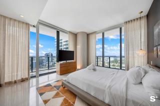 Luxury 3-BD Apartment in Gran Paraiso Corner - 4