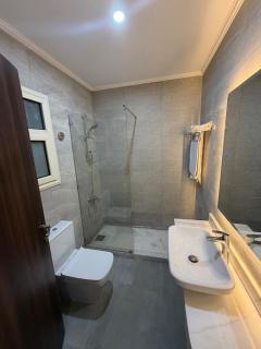 Nuzul Stay Luxury City Studio Near Airport - 2