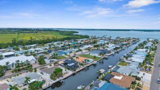 Garry's Landing! Canal front home with boat dock! - 4