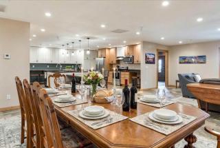 Teton Crest Lodge Sleeps 24 Ideal Reunion Spot - 5