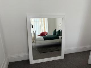 Modern 2-Bed Home Sleeps 3 Near Palmers Green Stn - 3