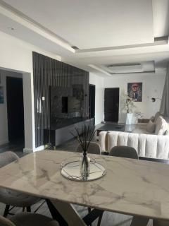 Noble Luxury Apartment - 0