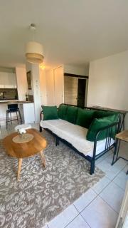 Appartement rénové avec balcon et parking proche Saint-Émilion - 4