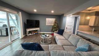 Walk to The Strip! Great Cove Water for Lake Fun - 9