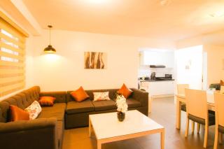 Casa - The Calm Coastal Two-Bedroom Suite Near SM Seaside Mall and Nustar Casino - 4