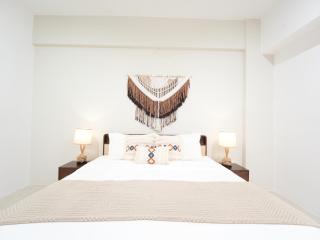 Cozy Seaview Escape 2BR 6pax bythesea bathroom - 2