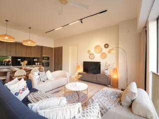 Cozy Seaview Escape 2BR 6pax bythesea bathroom - 0