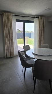 The Oasis Airport pick up WiFi Central - 5