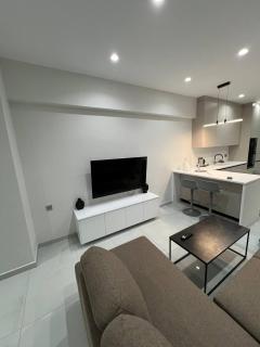 Urban Comfort Apartment - 4