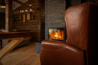 Waterfront Cabin Getaway - Lake & Forest, Total Privacy - 4