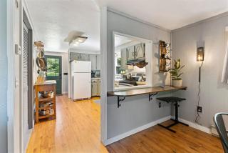 Little Longbow Lakefront Chalet - 2