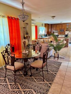 Lynette's Palace - 5