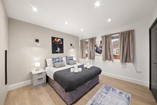 Modern 4 Bed 4 Bath Home in Reading Perfect for Business and Contractors with Free Parking! - 7