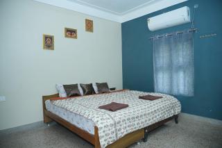 Brown Spring Home Stays - 7