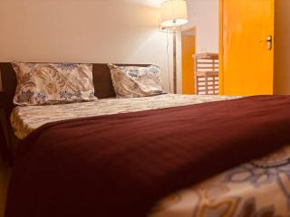 Stylish Private Room Kitchen Central Varanasi - 7