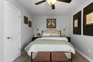 The Stark House - End-Unit Townhome - Pet Friendly - 9