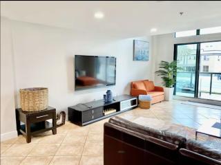 Miami Beach-Front with Amazing Pool - 6