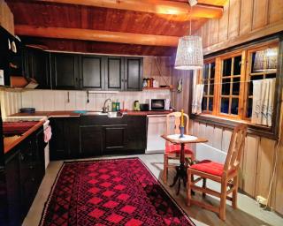 Trivelig og romslig hytte nær Røros, rikelig med uteplass - 8