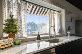 The 418. An 1866 Build with Modern Comforts - 1