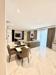 Spacious 2BR at Stella Place Pool Gym And Parking - Accra - 5