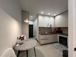 SEA & SKY Apartment! - 5