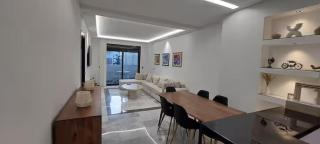 LUXURY DOWNTOWN BEACH Apartment 2 Bedroom - 2