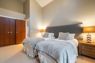 Fitzsimmons Walk 26 by Outpost Whistler - 5