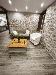 Maison pierres et poutres d'opale - 9