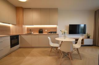 Szpitalna Residence & Garage, faktura VAT - 4