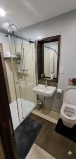 Luxury Belfast City Centre Apartment with Views - 1